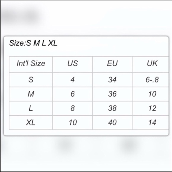 Sz L- XL Sexy Backless Floral Romper - Picture 4 of 4